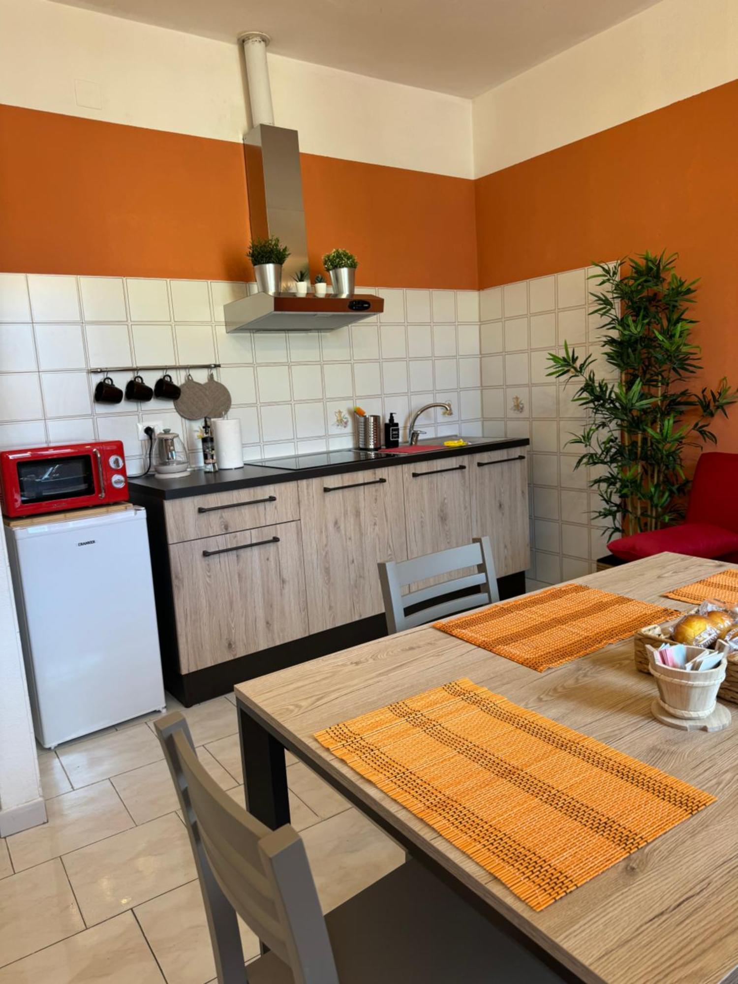 Colben Tuscany Home - Il Mare Dalla Finestra Nell'Atmosfera Tipica Livornese ลีวอร์โน ภายนอก รูปภาพ
